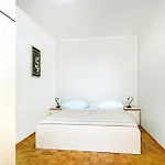 아파트 Mladenka *