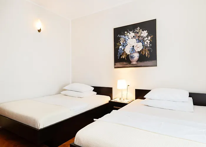 Mladenka דירה ברודאריצה