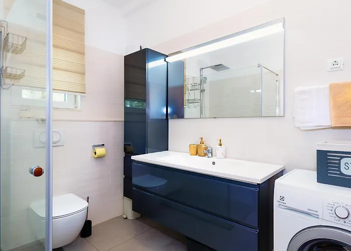 Mladenka דירה ברודאריצה