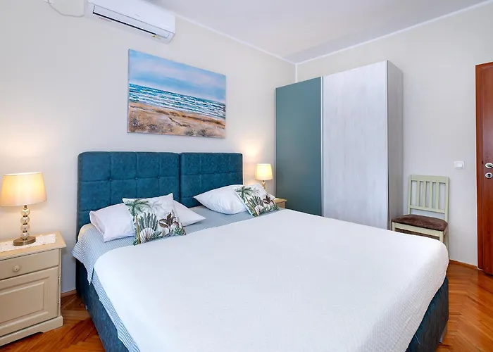 Mladenka דירה ברודאריצה