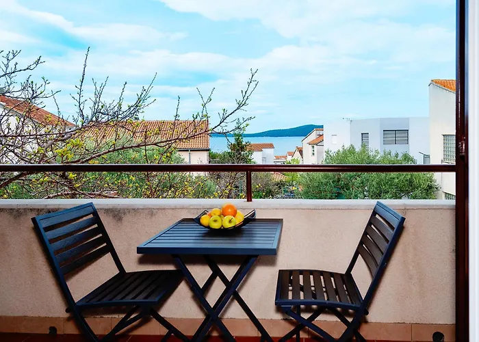 Mladenka * ברודאריצה